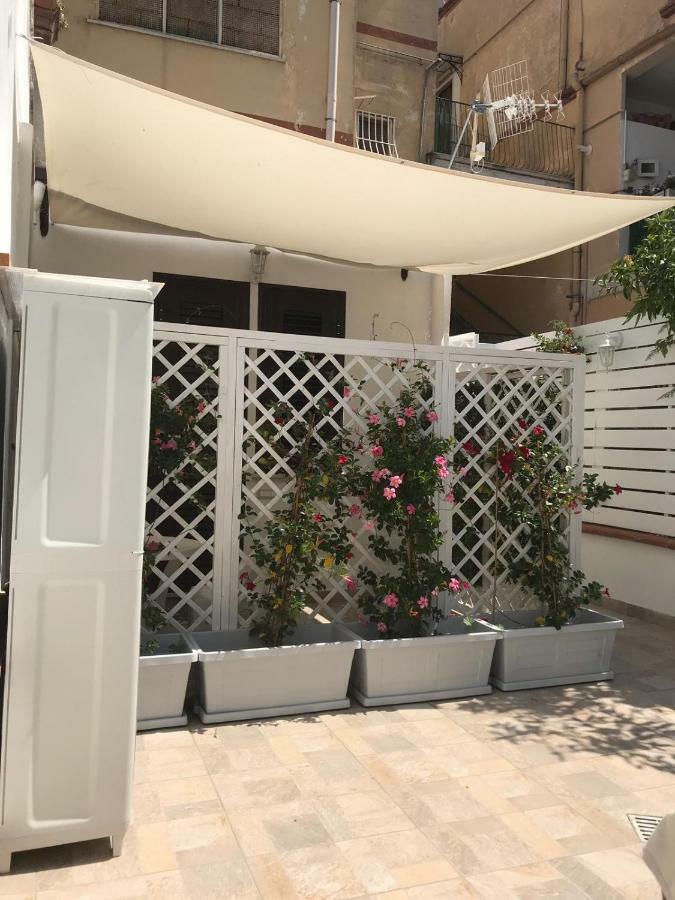 Virgilio'S Garden Bed & Breakfast Castellammare di Stabia Eksteriør bilde